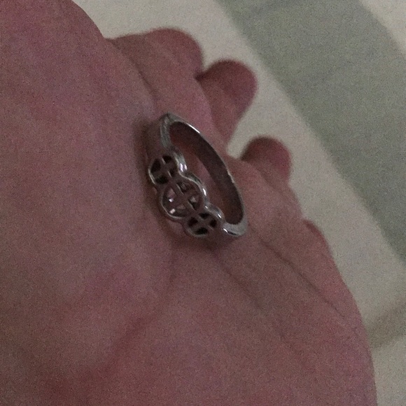 Cross ring - Picture 3 of 3